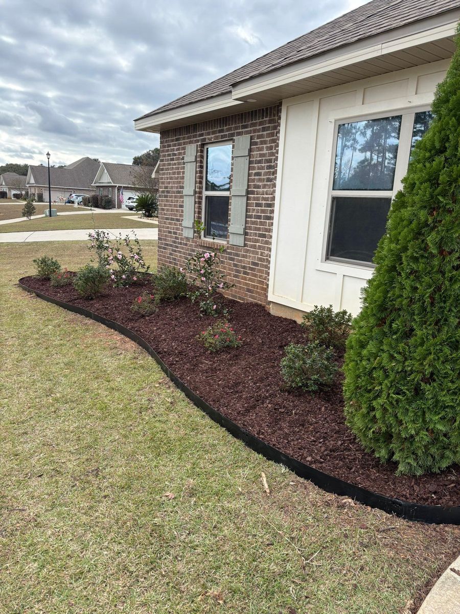 Shrub Care, Property Cleanup for Enhanced Landscape in Daphne, AL