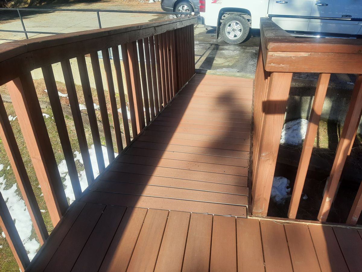 New Decking for Wild Mutt Handyman Services in Pullman, WA