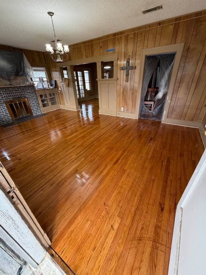 Flooring for Suarez Pro Flooring and Remodeling in Comanche, TX