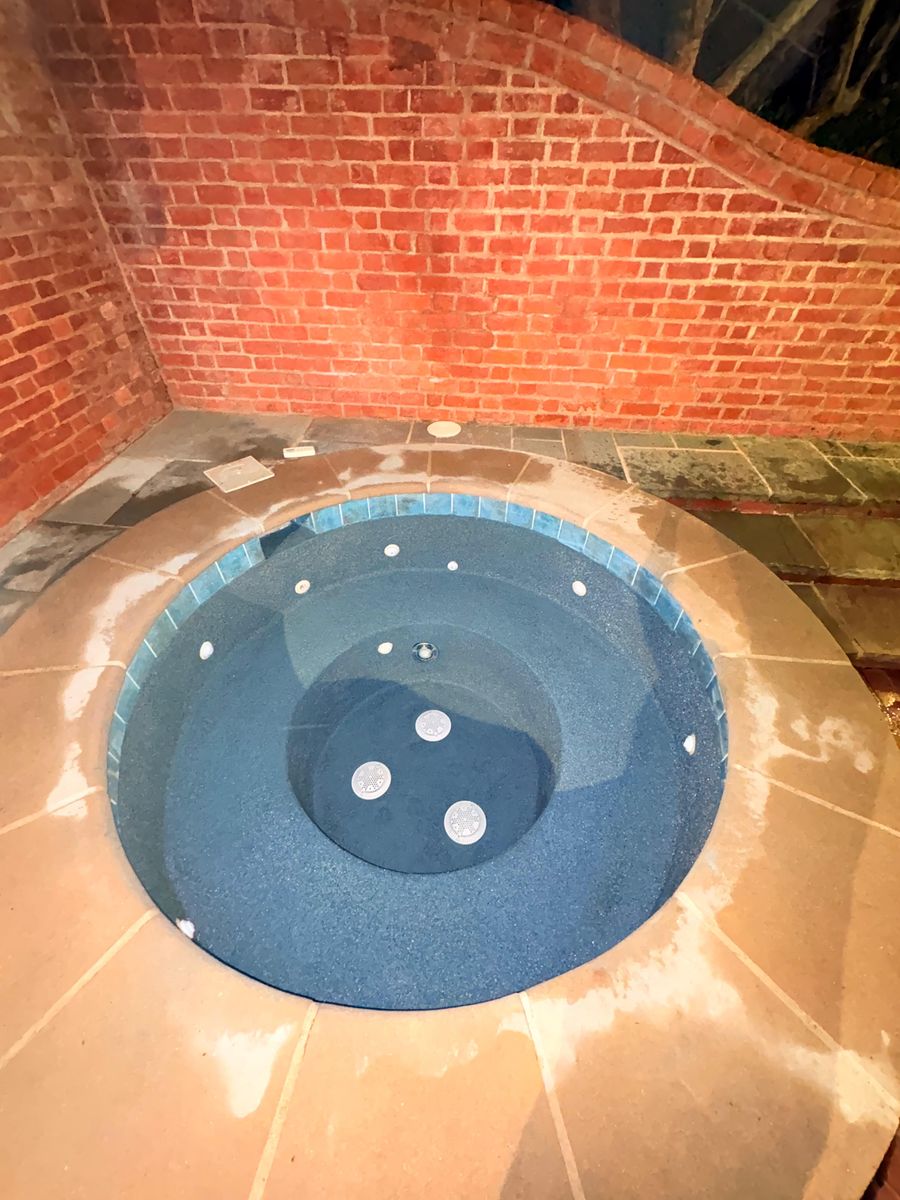 Vinyl Pools for Henry's Construction in Nashville, TN