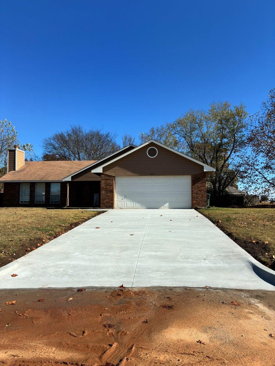 Concrete for MTZ Concrete Services in Tulsa, OK