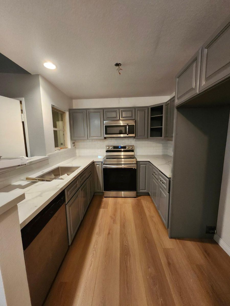 In-Store Selection for Dave Walter Flooring in Santa Clarita, CA