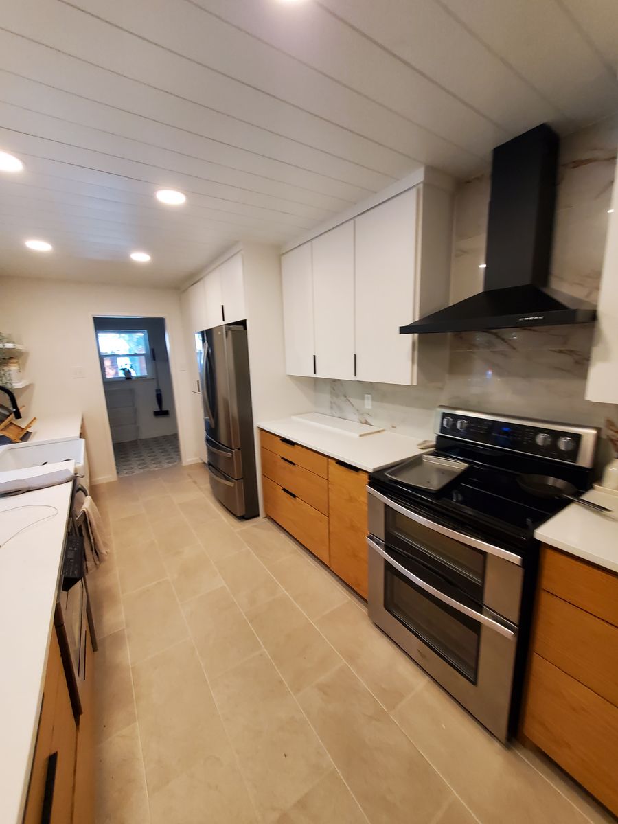 Tiling for Dilosa Home Services in Dallas, TX