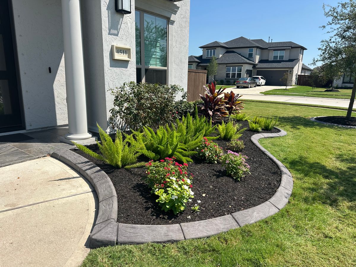 Landscaping for Texas Curb N Borders in Houston, TX