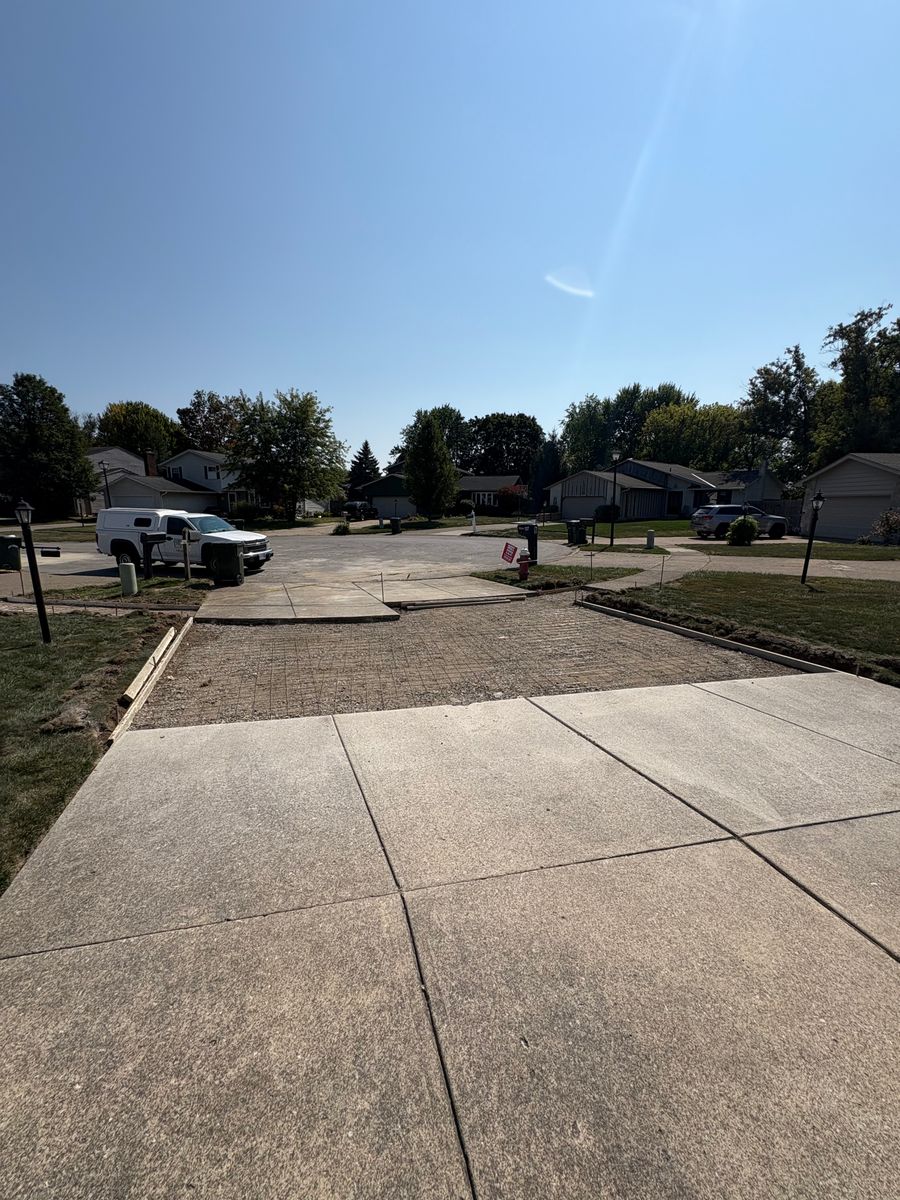 Concrete Slab Construction for Concrete Pros, LLC in Lorain, OH