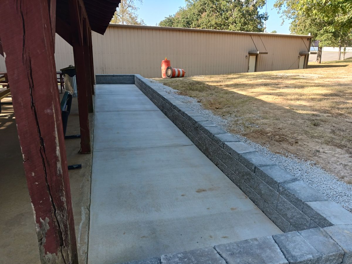 Retaining Wall Construction for CODE 3 Landscaping & Lawn Care in  Leoma,  TN