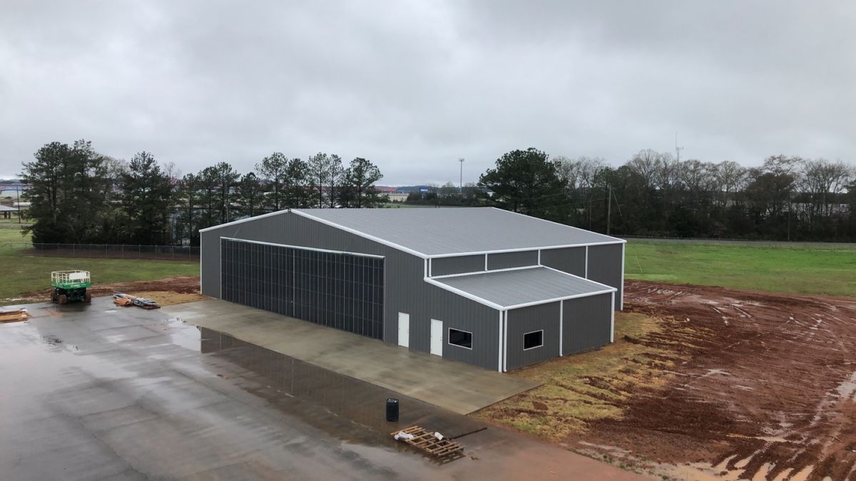 Barndominiums, Aircraft Hangers, & Equestrian Riding Arenas for Finley Construction  in Sylvester, Georgia