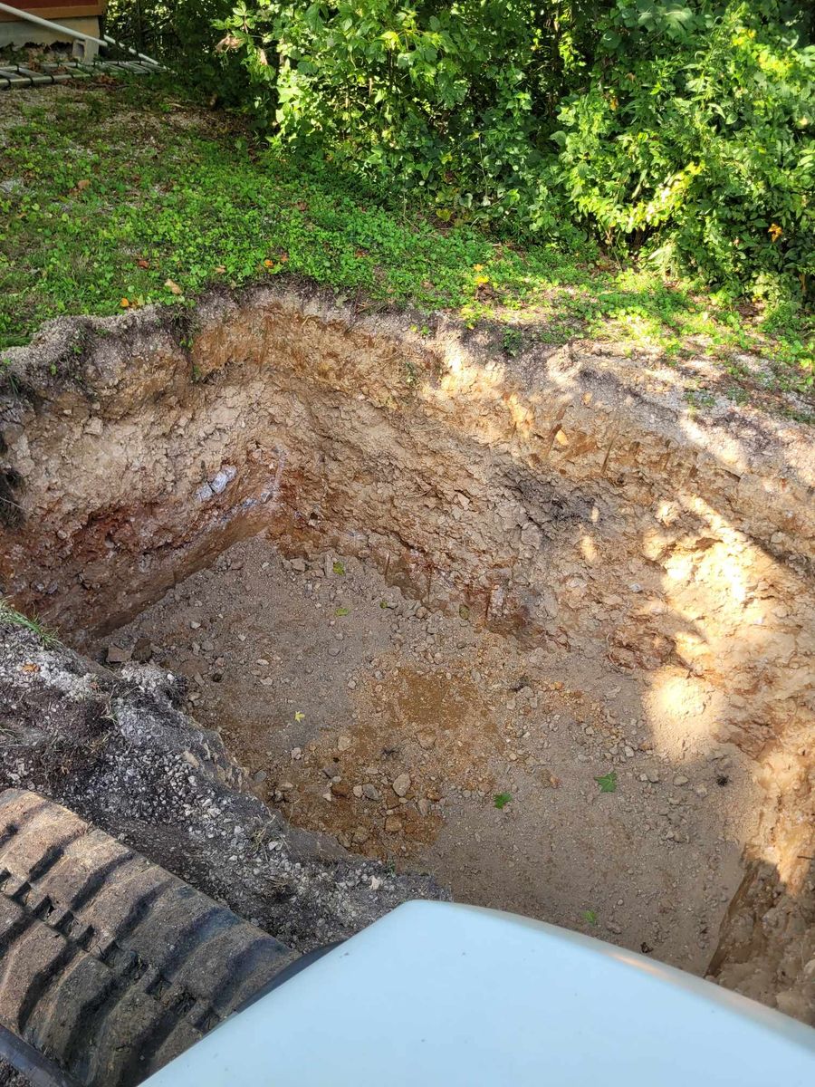 Foundation Digging for First Call Land Works & Excavation LLC in Putnam County, TN