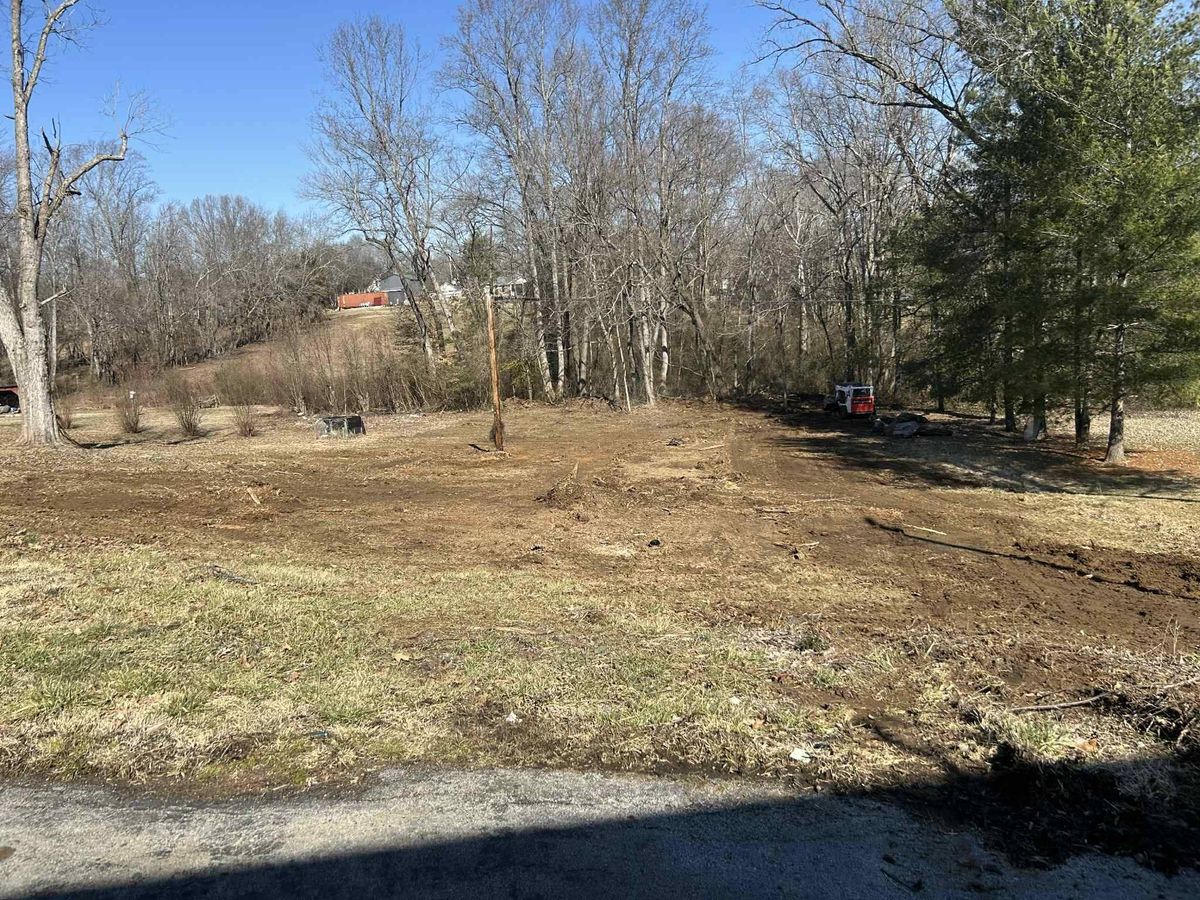 Custom grading services for Z's Land Management & Forestry Mulching in Smithville, TN