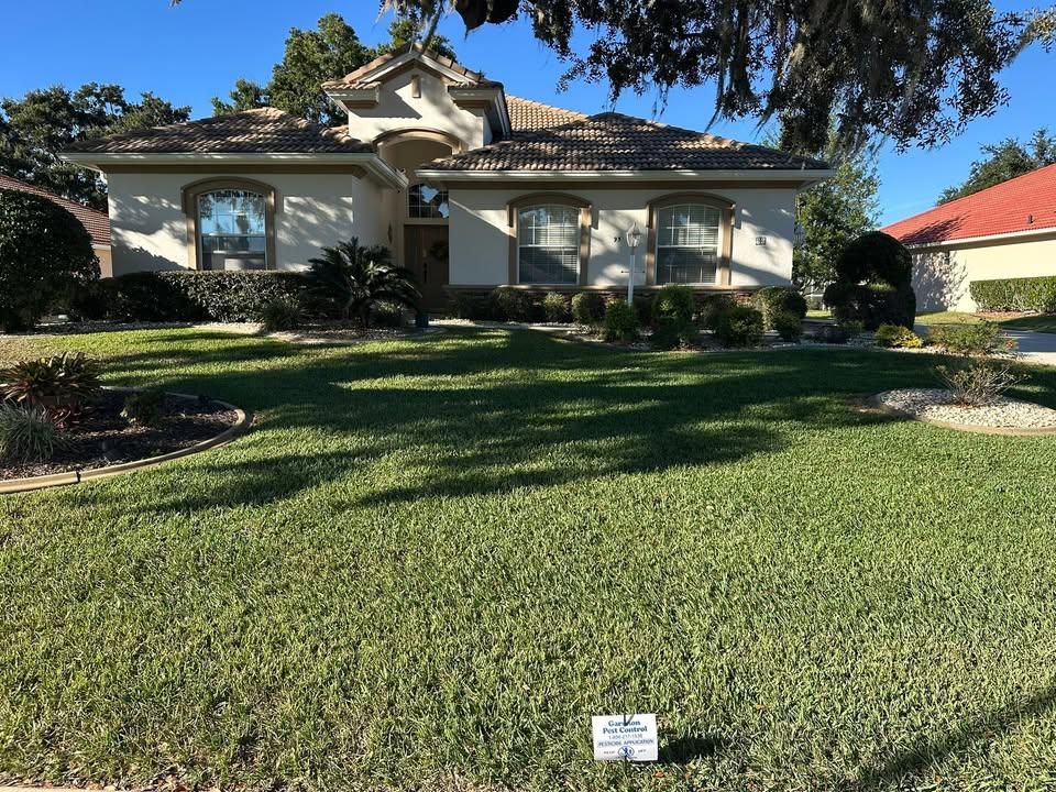 Lawn Spraying for Garrison Pest Control Inc in North Weeki Wachee, FL