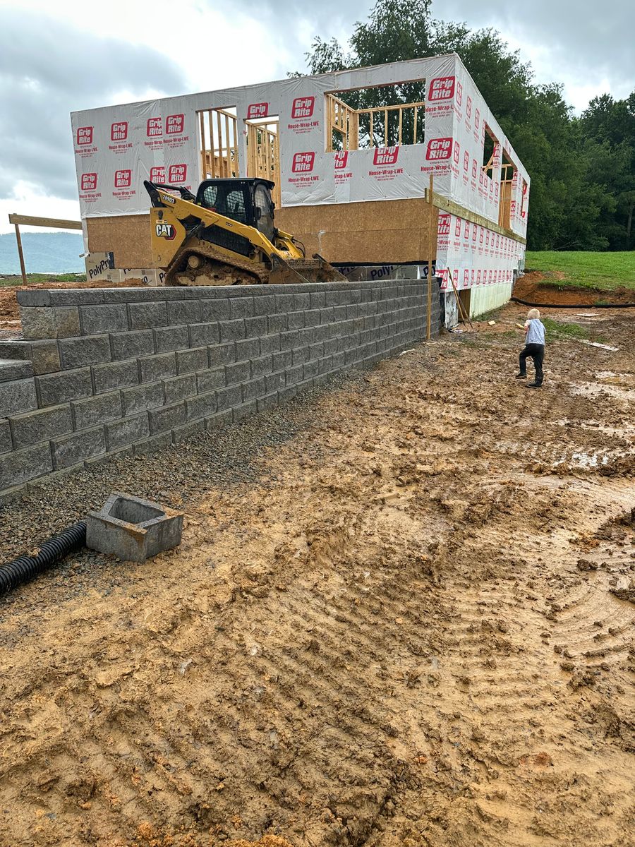 Grading and Leveling for Trophy Ridge Grading & Hauling in Mountain City, TN