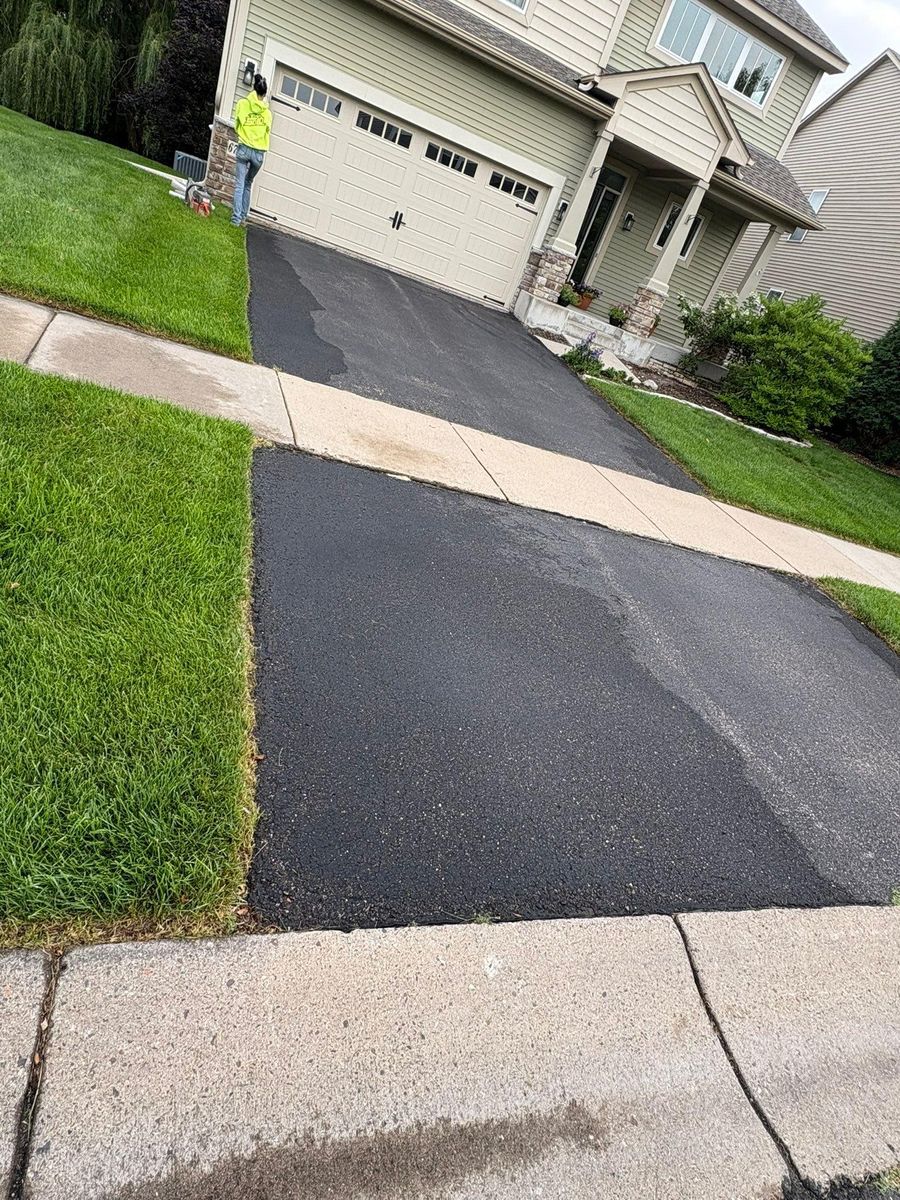Concrete Driveway & Aprons for Outdoor Dynamics LLC in Sherburne County, MN