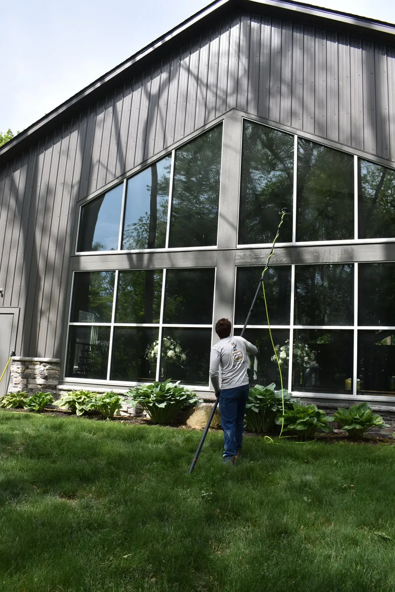 Window Cleaning for Prime & Shine in Plymouth, IN