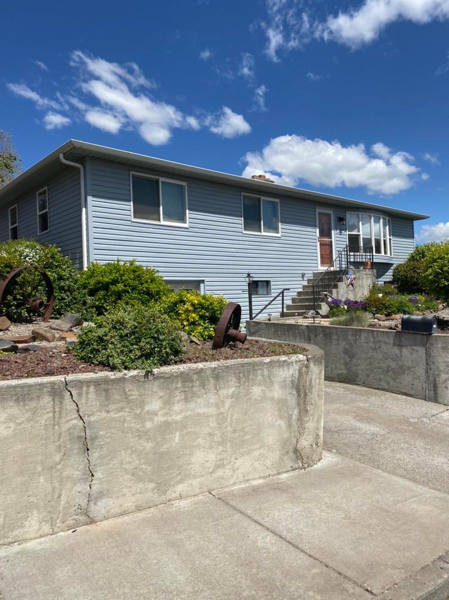 Siding for Elk Creek Construction  in Stanfield, OR