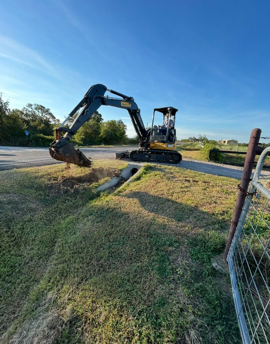 Debris Removal for Landers Ranch Services in Anderson, TX