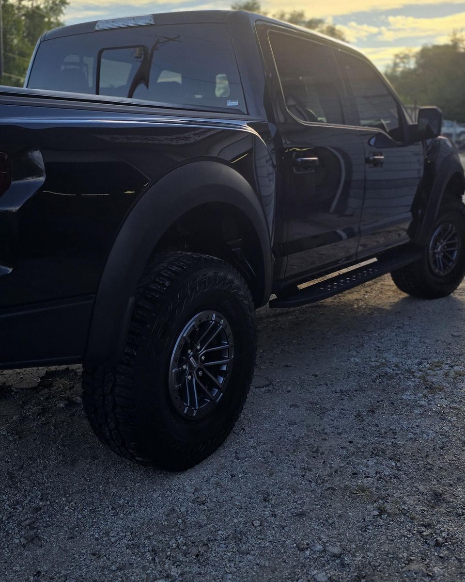 Full Detail Service for Luxury Auto Detail in Peoria, IL