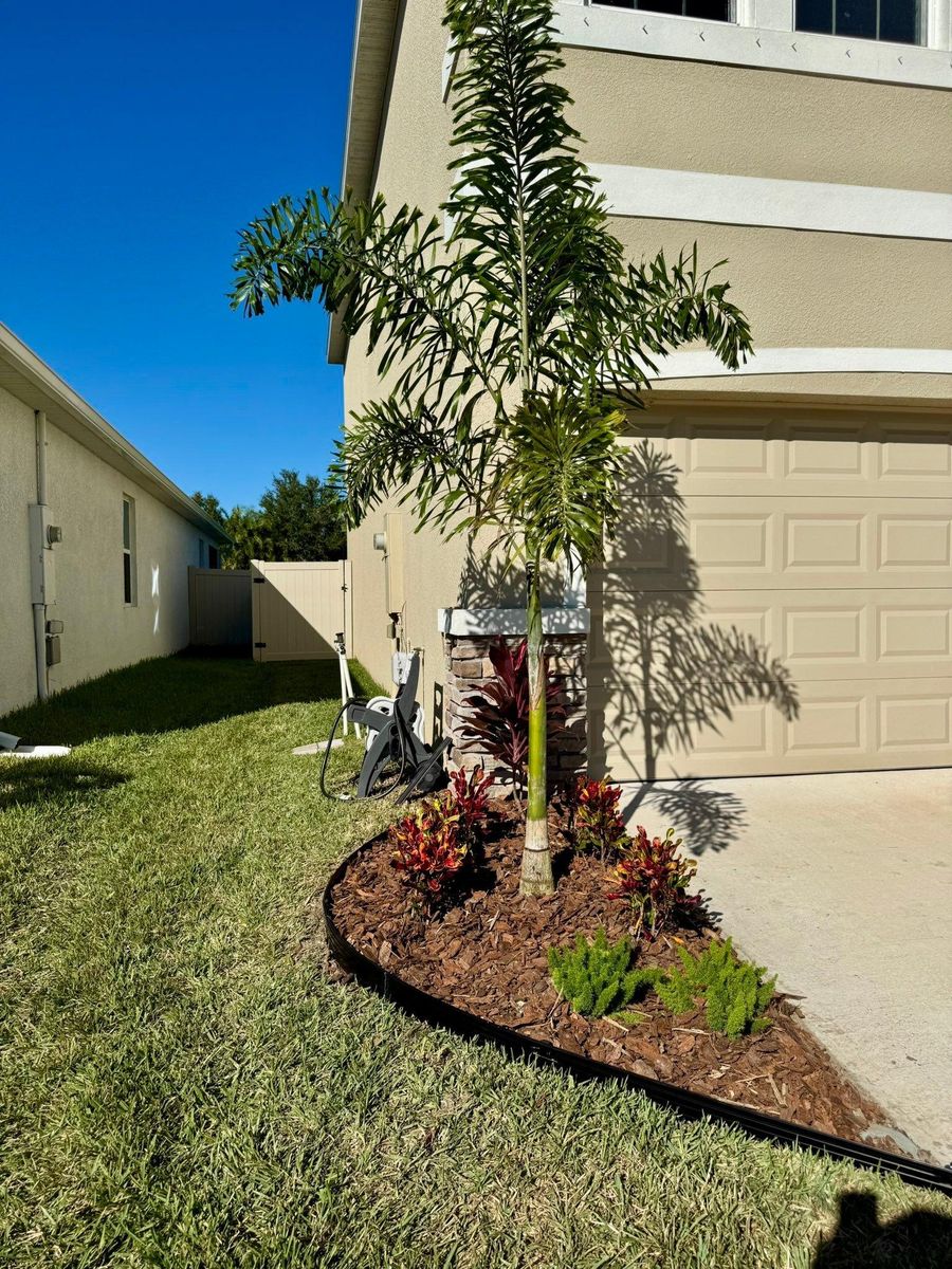 Landscaping for Shoreside Property Services in Apollo Beach, FL