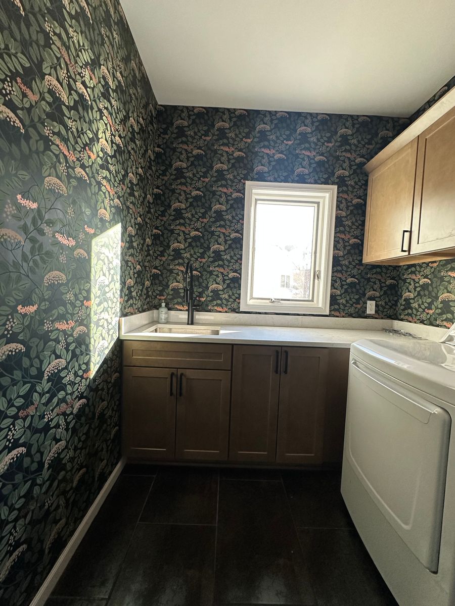 Wallpaper Installation for Distinctive wallcovering & painting  in Minneapolis, MN