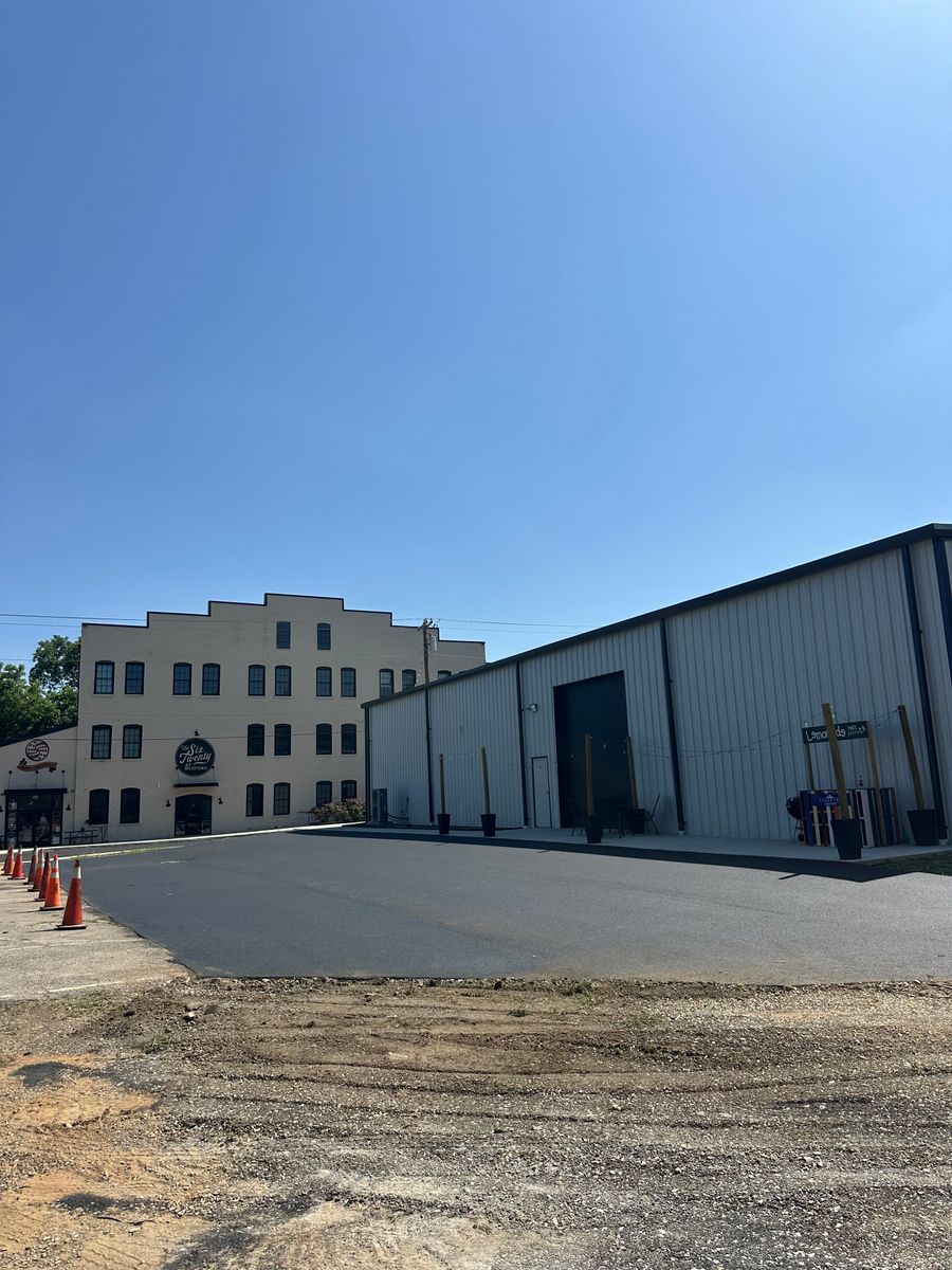 Asphalt Driveways for James R Carter Paving in Roanoke, VA
