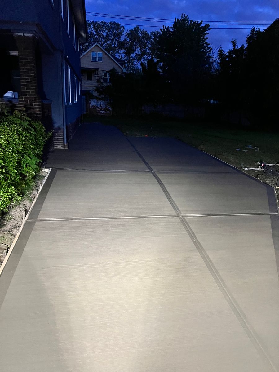 Concrete Slab Construction for Davies Concrete and Construction in Columbus, OH