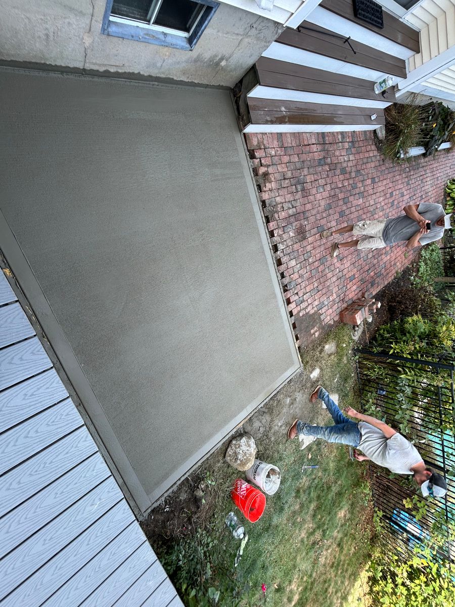 Concrete Slab Construction for Graham & Schriner Construction in Hinsdale, NH