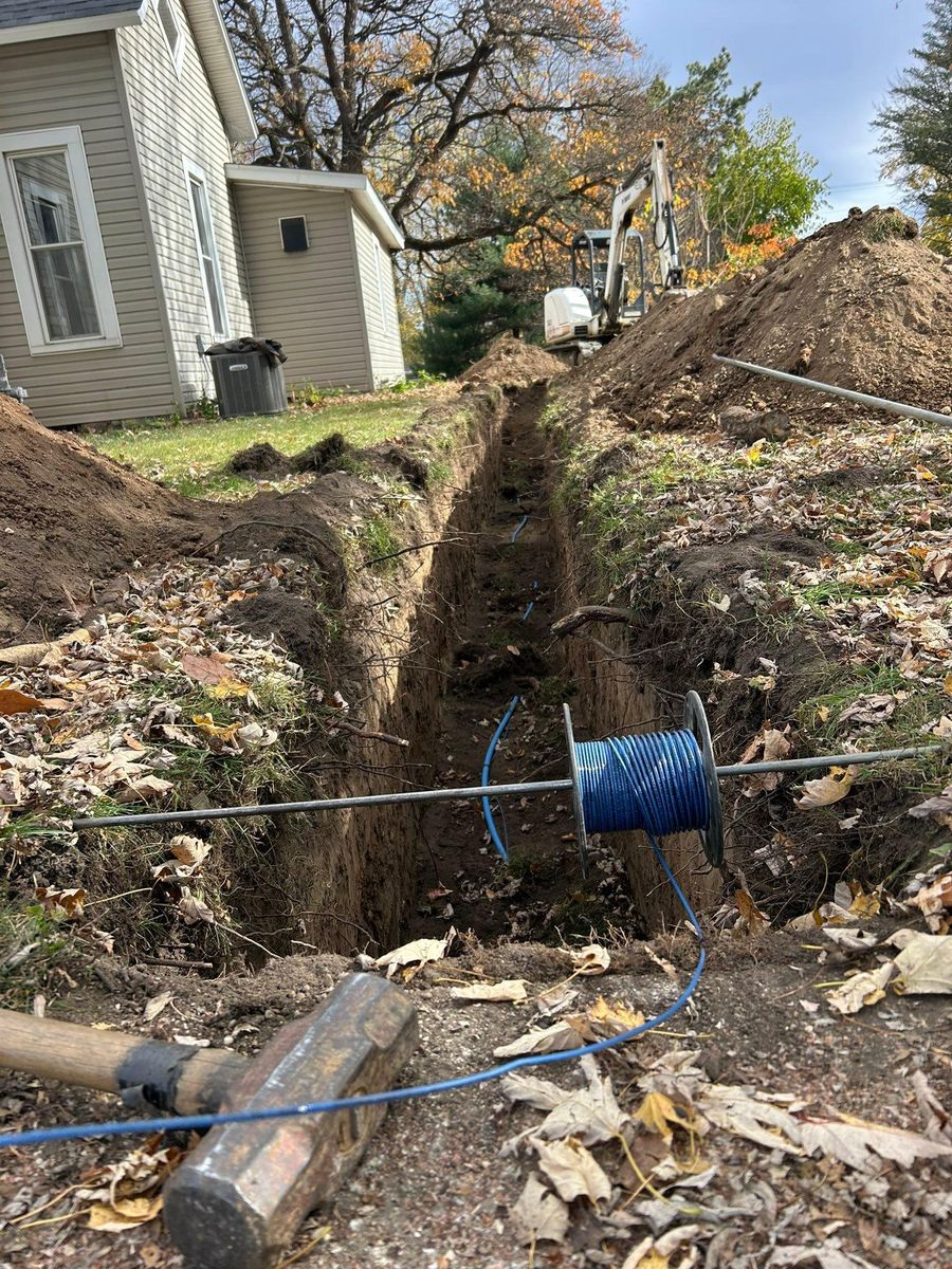 Trenching for Mike Wilcoxson Excavating & Well Drilling in Pierceton,  IN