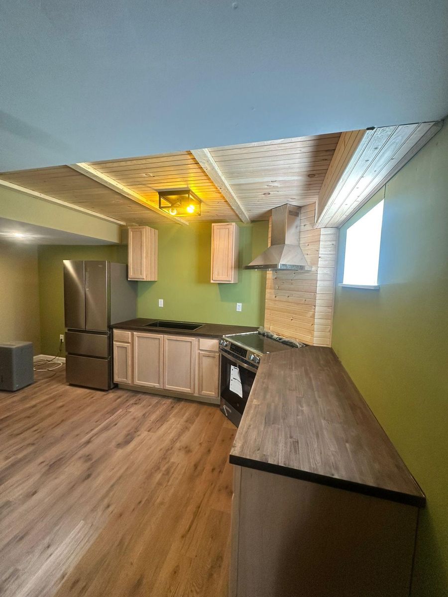 Flooring for Aquia Construction, LLC  in Stafford County, VA