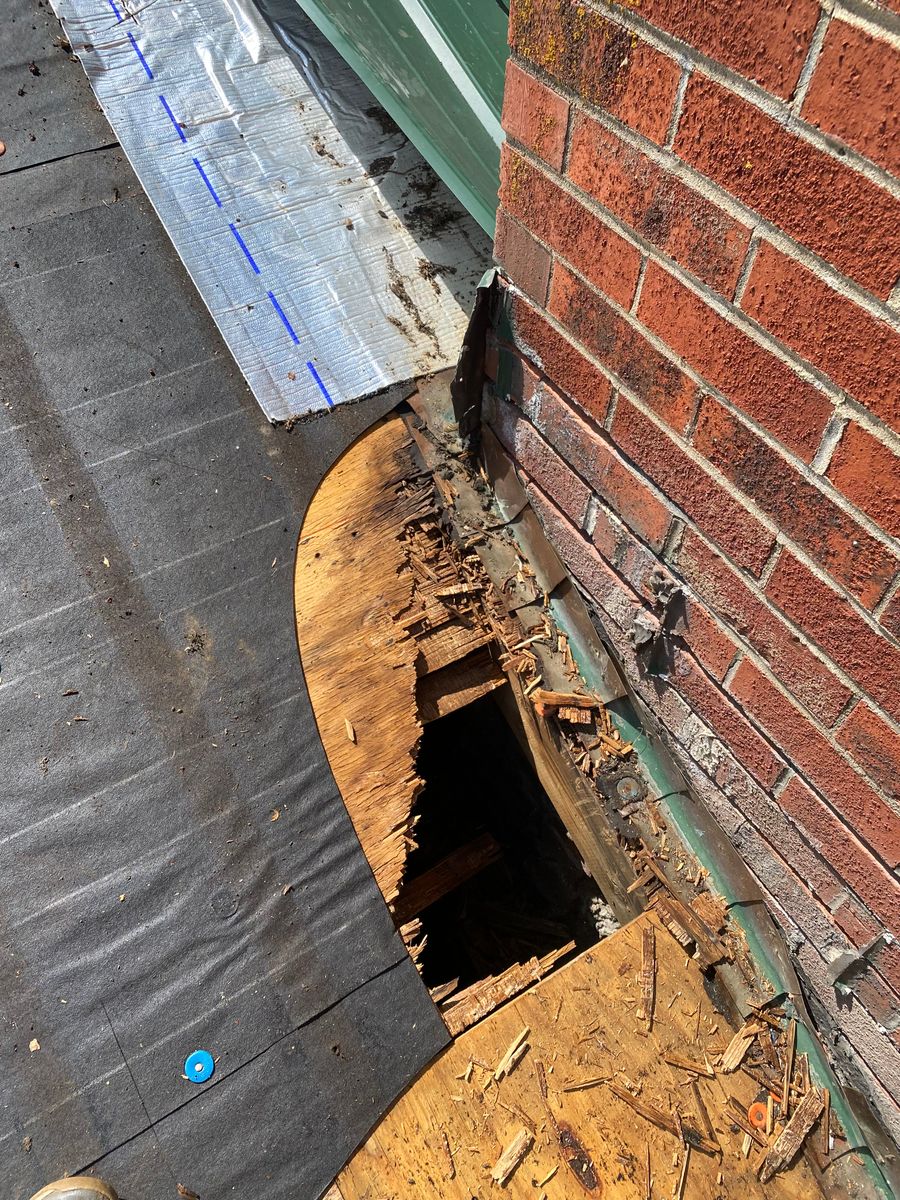 Roofing Replacement for Primetime Roofing  in Winchester, KY