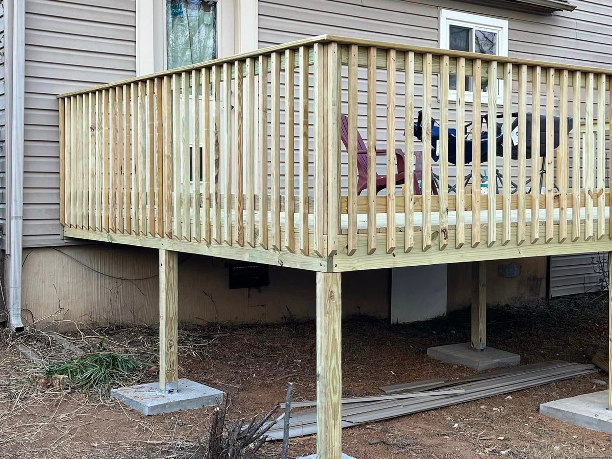 Deck & Patio Installation for Judd Builders in Gatlinburg, TN