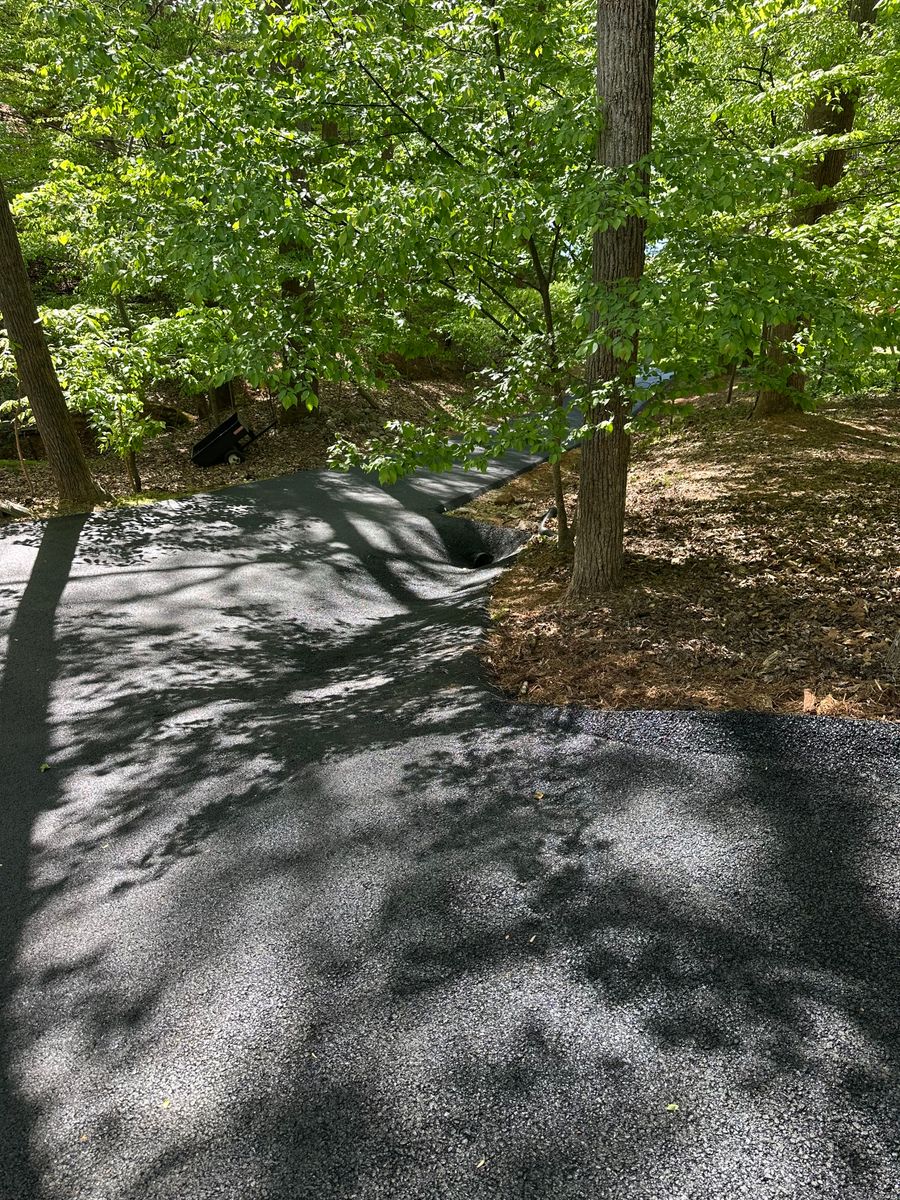 Asphalt Driveways for James R Carter Paving in Roanoke, VA