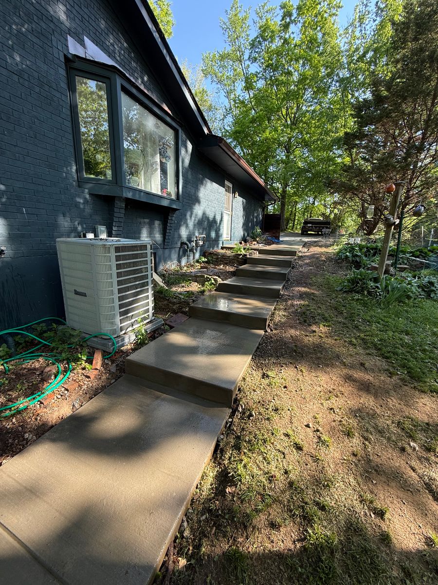 Sidewalk Installation for Buckel Concrete in New Albany, IN