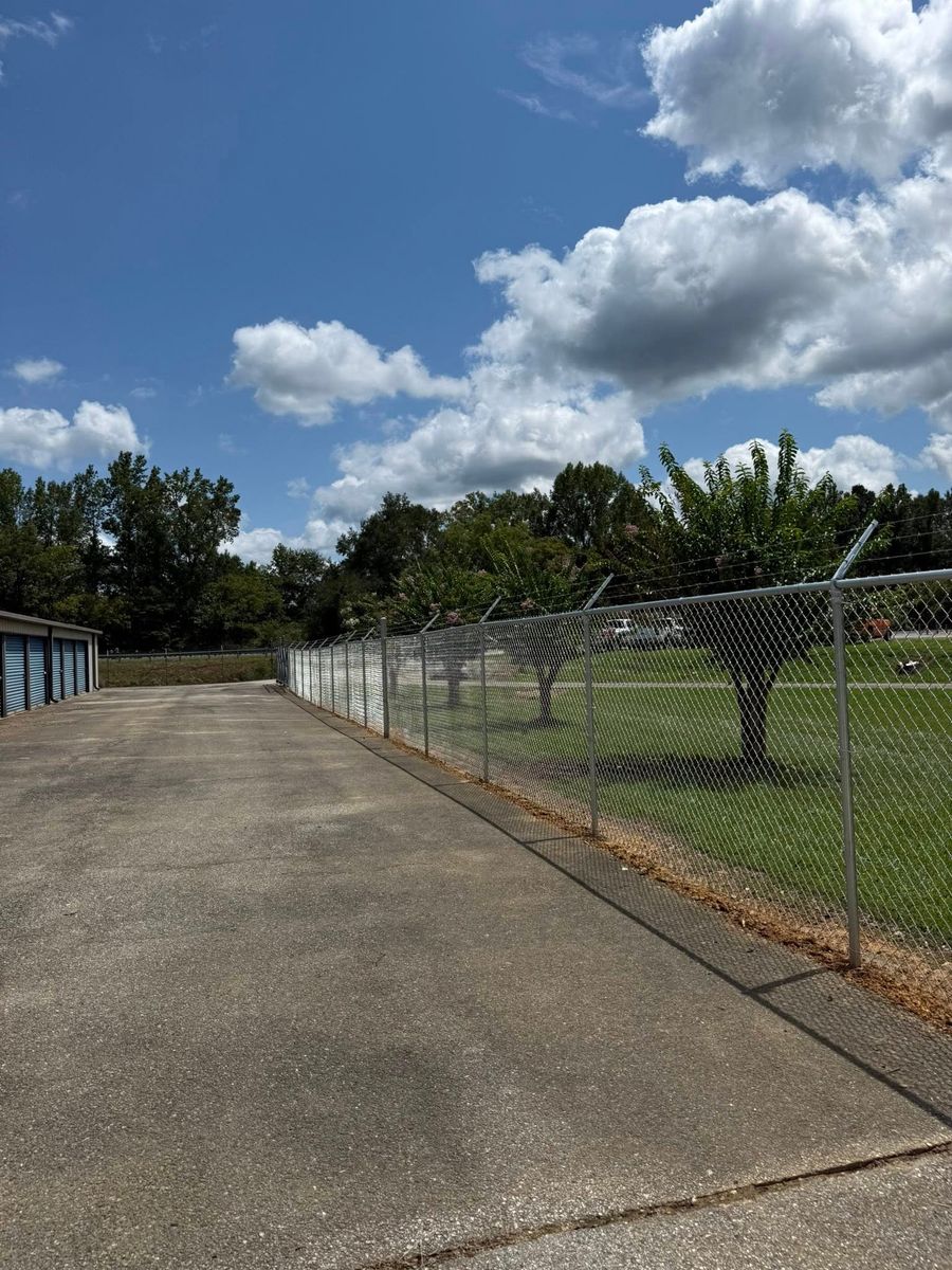 Fencing for Southland Fencing and Construction in Anniston, AL