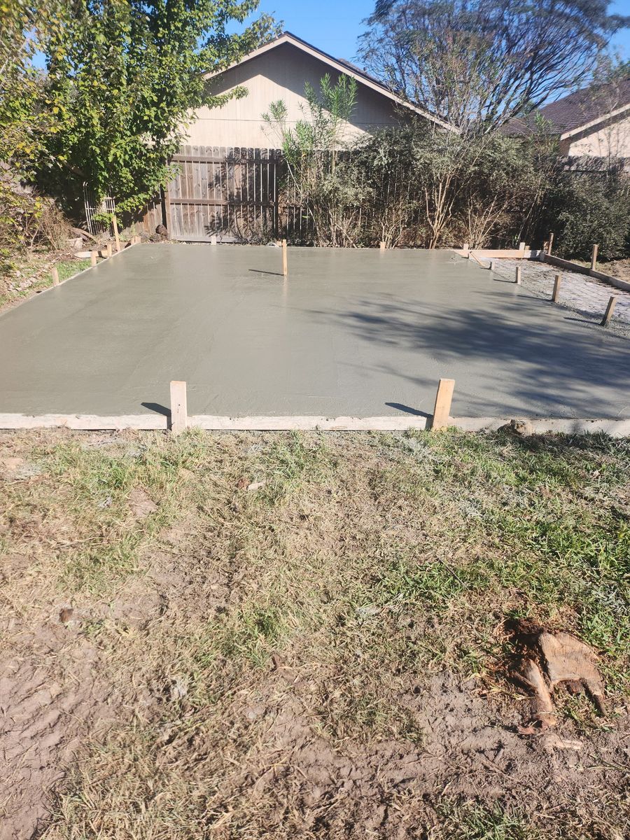 Garages for On-Site Buildings in Vidor, TX