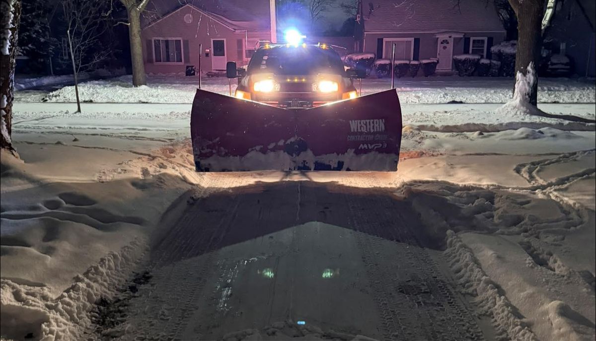 Snow Maintenance for F&R Landscapes in Lagrange, OH