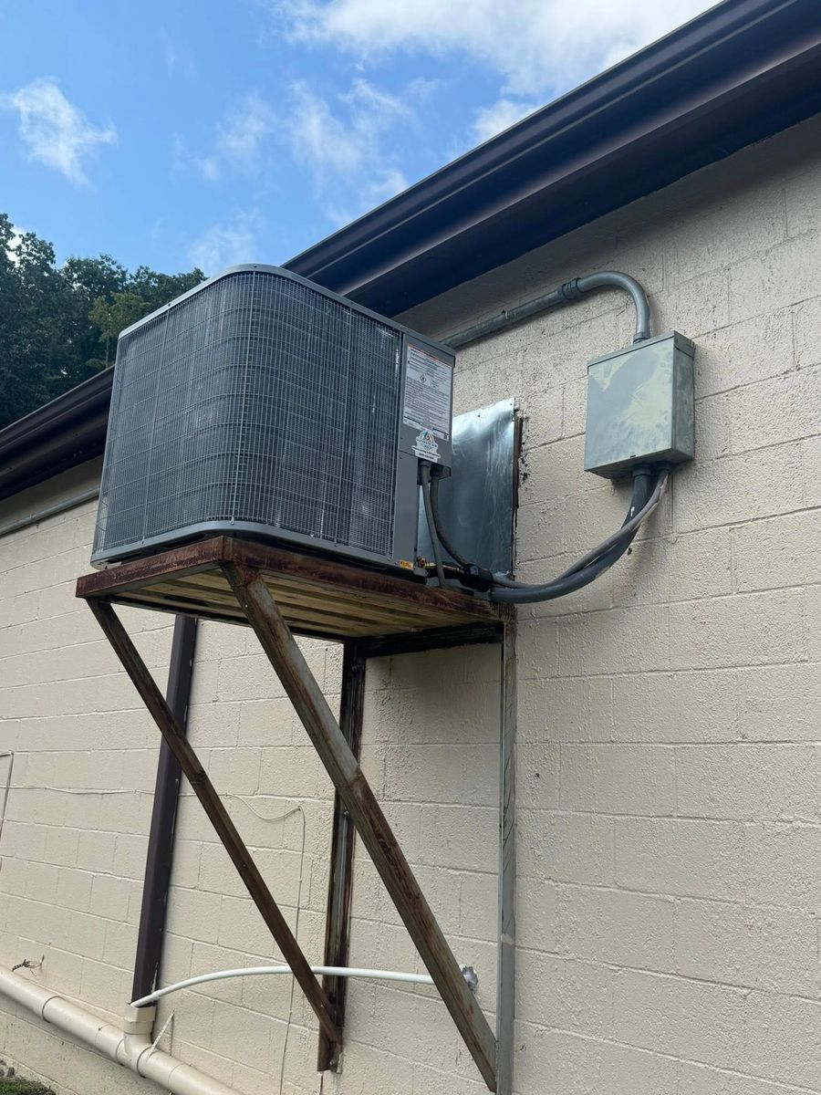 Installation of HVAC Systems for Ultimate Air in Salyersville, KY