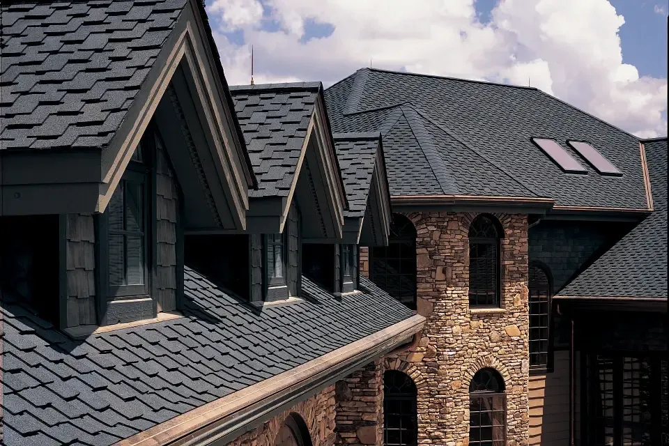 Presidential Shake Roofing for Altura Roofing in Salem, OR