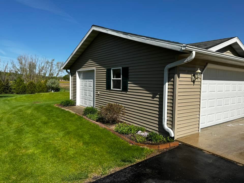 Gutters & Skylight Cleaning for Konz Pressure Washing in Manitowic, WI