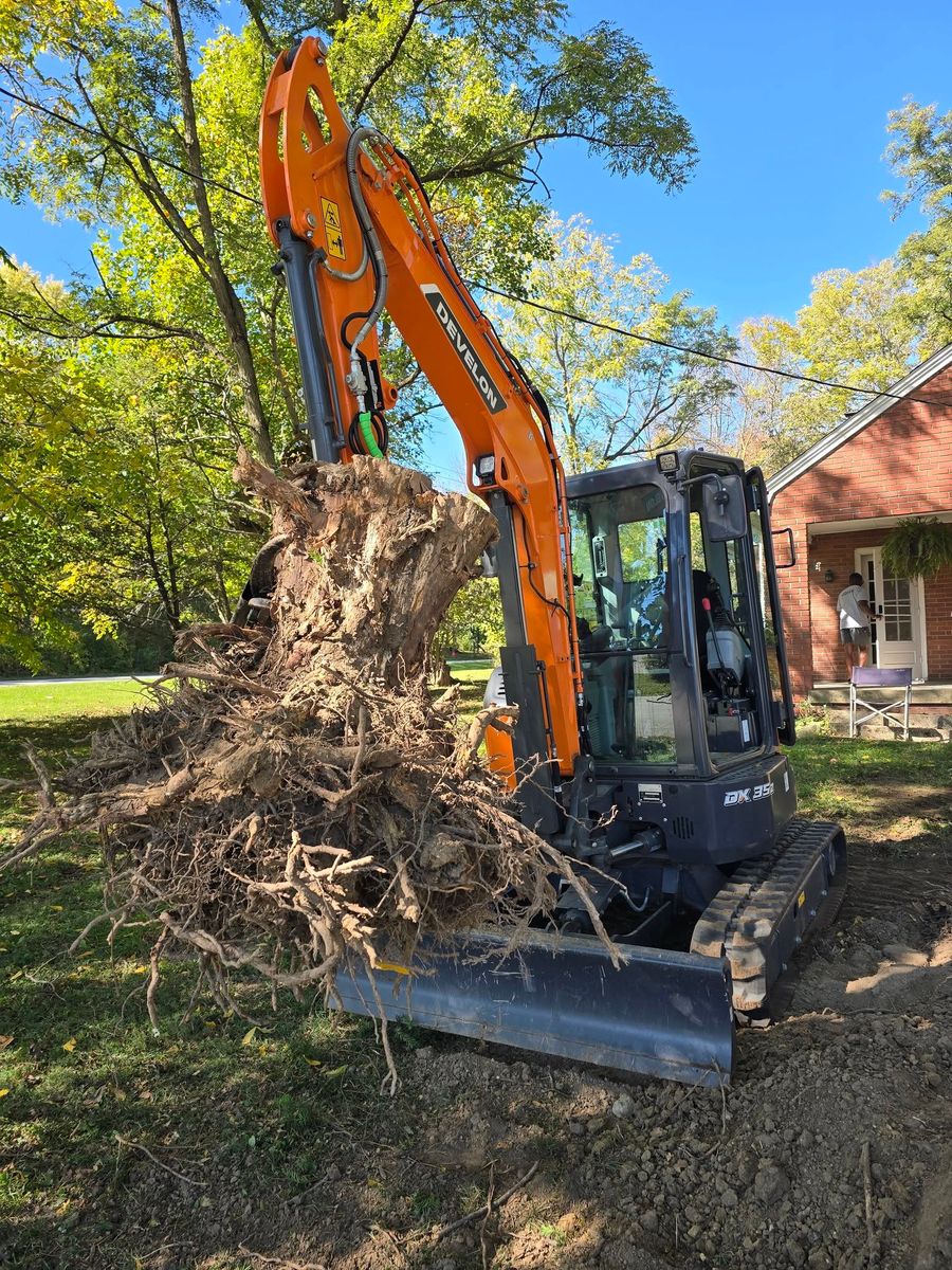 Concrete Removal for Maverick's Land Services  in Elwood, IN