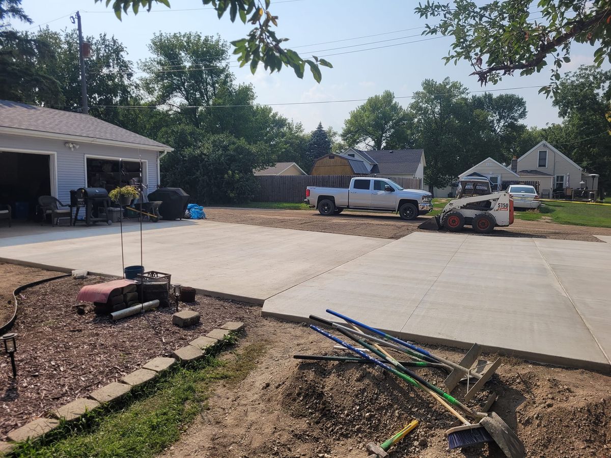 Concrete Slab Construction for Cousins Construction in Murdock, MN