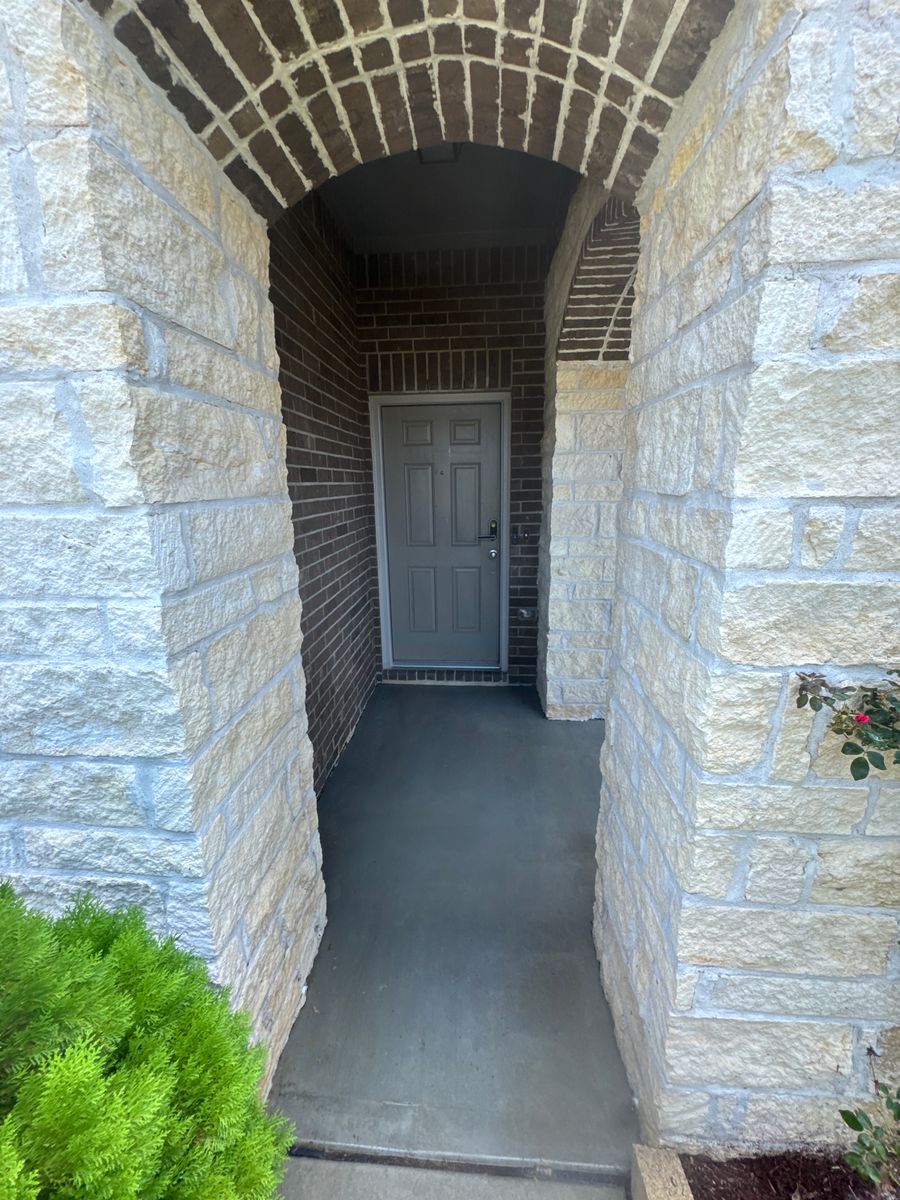 Residential Window Cleaning for Power Pressure Wash in Houston, TX