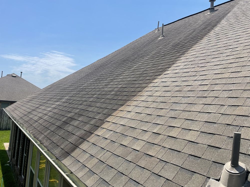 Residential Roof Cleaning for Power Pressure Wash in Houston, TX