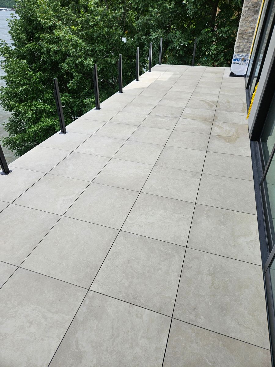 Floor Installation for Smart Flooring in Sunrise Beach, MO