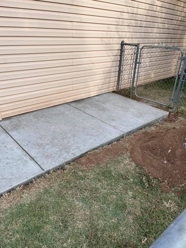 Concrete Driveways for Twisted Ridge Construction LLC in Cheney, KS