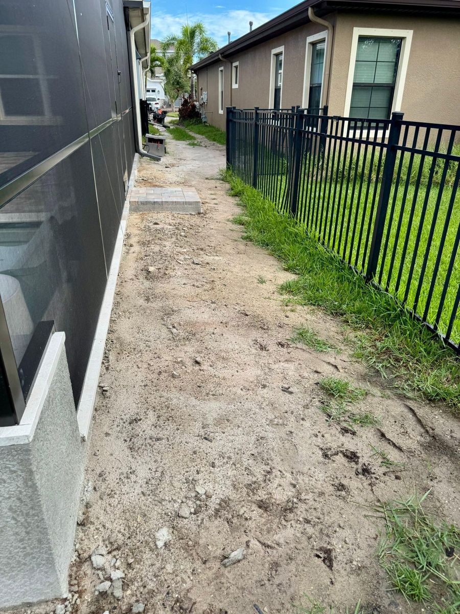 Land Grading for Shoreside Property Services in Apollo Beach, FL