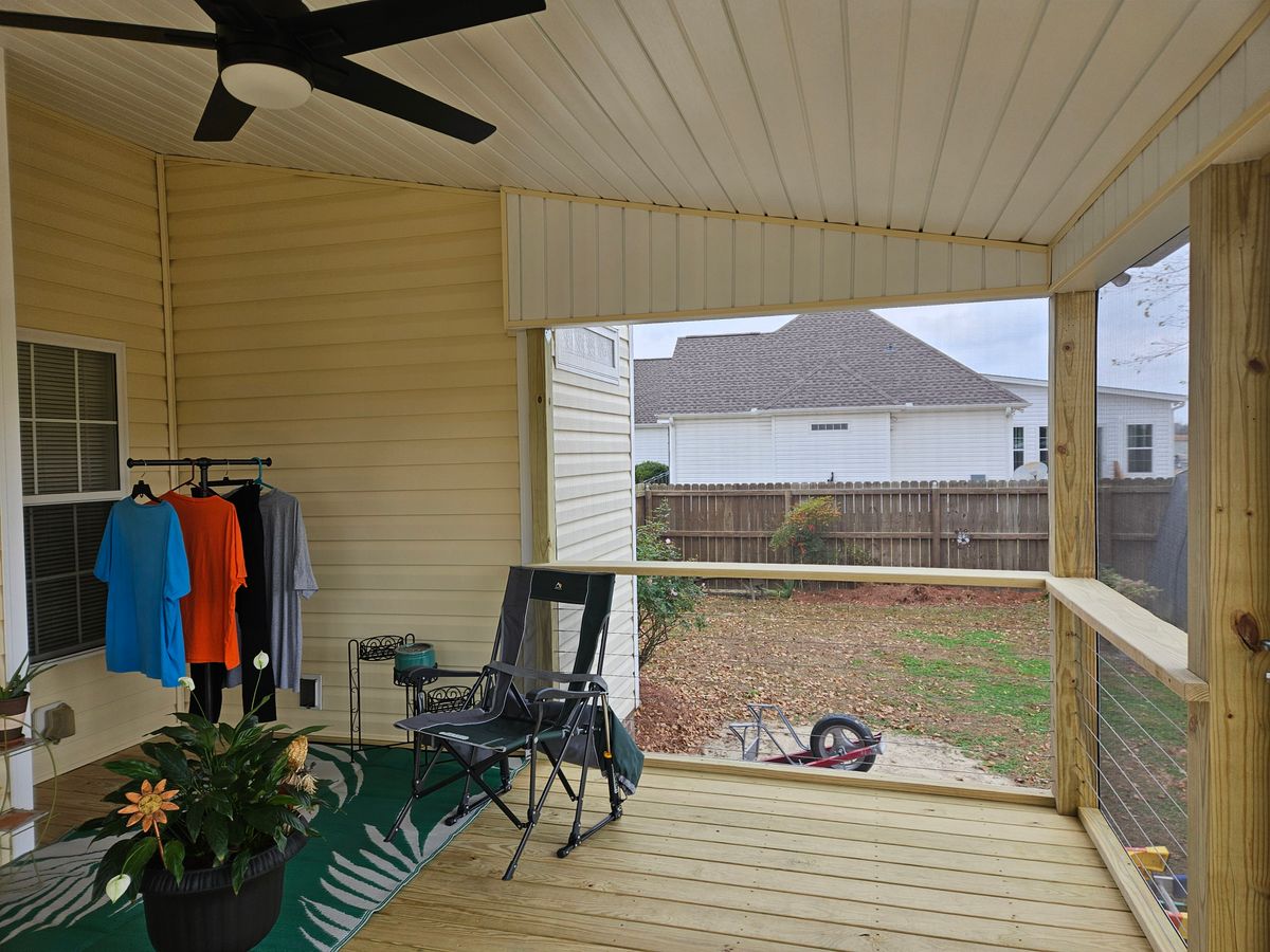 Screen porch for Ruben R construction LLC in Mount Olive, NC