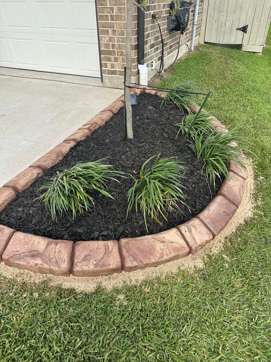 Landscaping for Texas Curb N Borders in Houston, TX