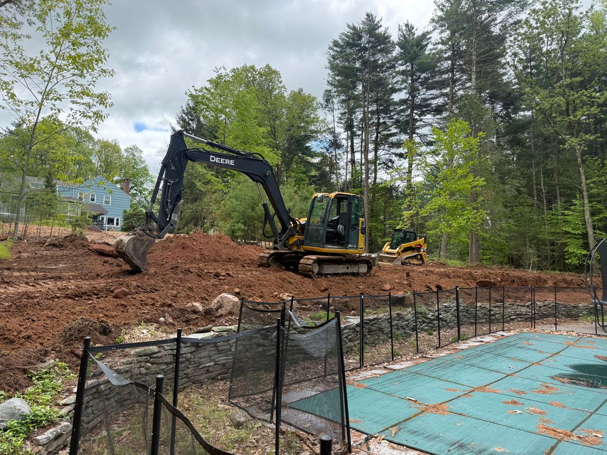 Excavation & Grading for Lennon Land Management in Suffield, CT