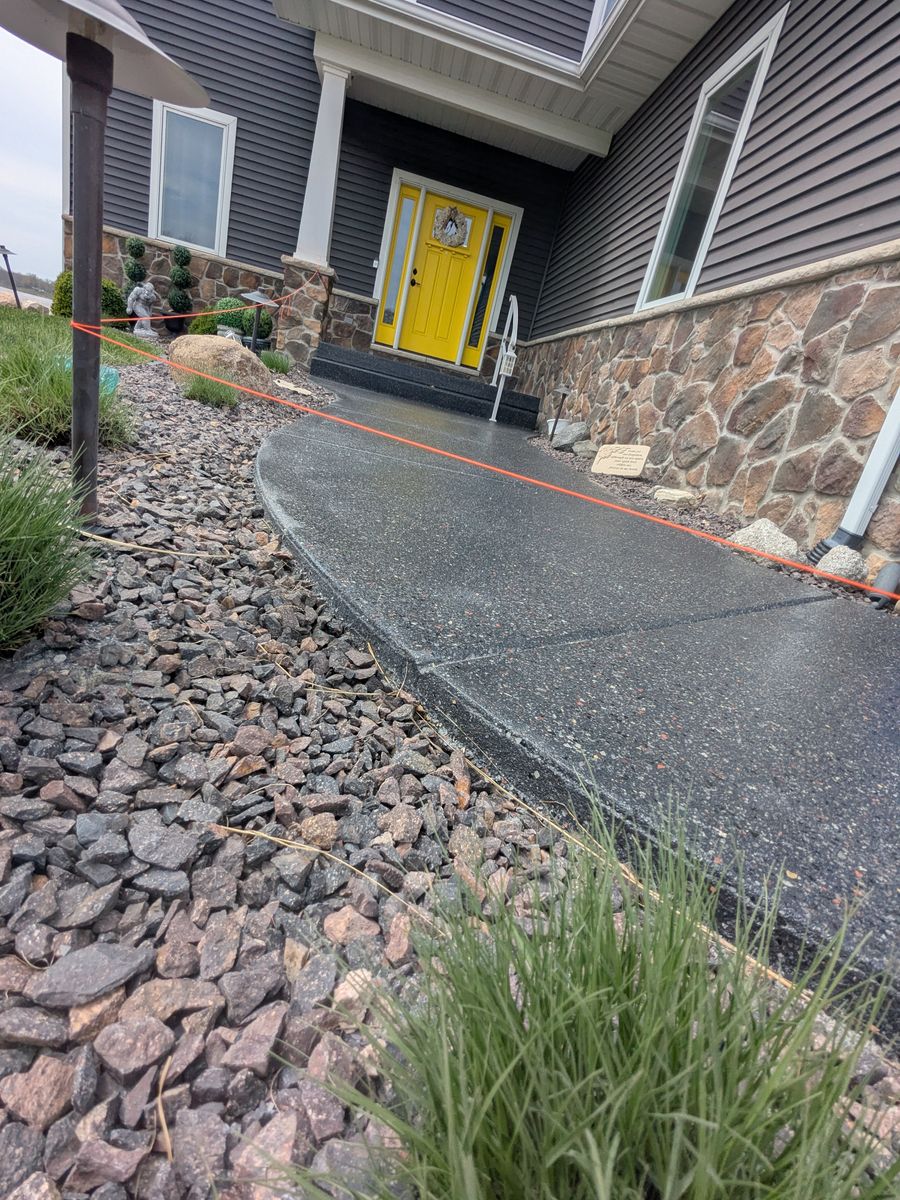 Concrete Sealing for Custom Concrete Enterprises in Springfield, IL