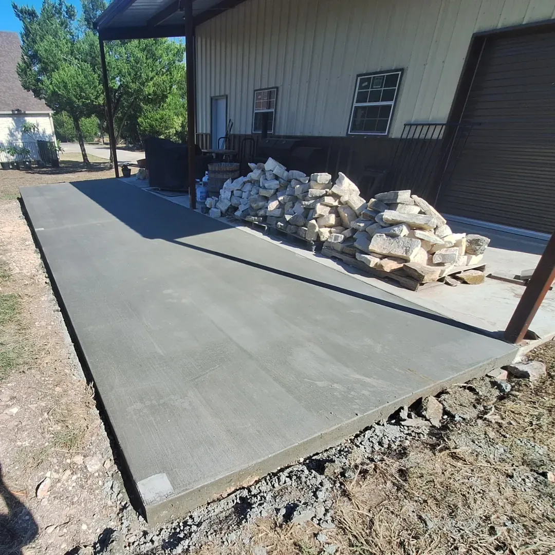 Concrete Slab Construction for Leo's Concrete Crew in Elgin, TX