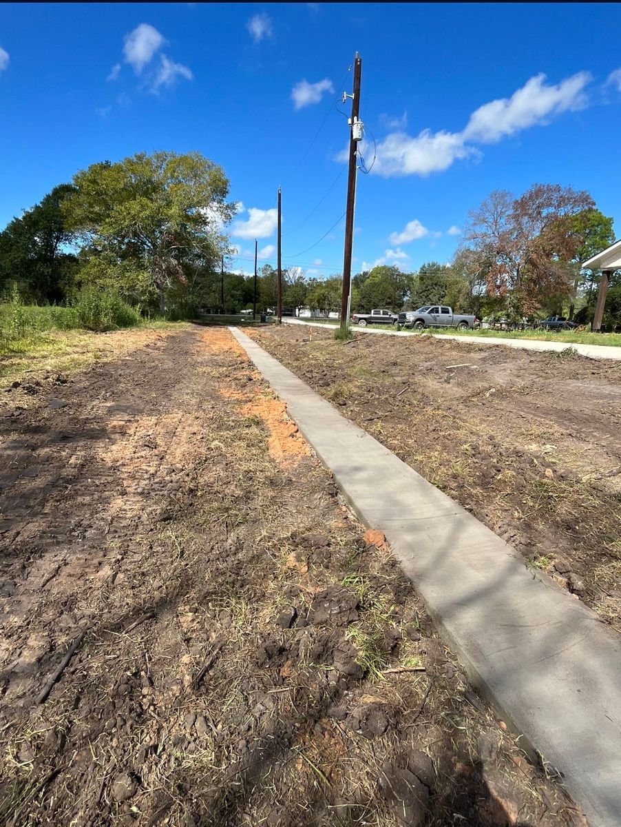 Sidewalk Installation for South Coast Concrete n Demolition in Alvin, TX